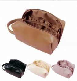 Cosmetic bags