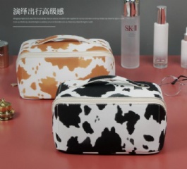 Cosmetic bags